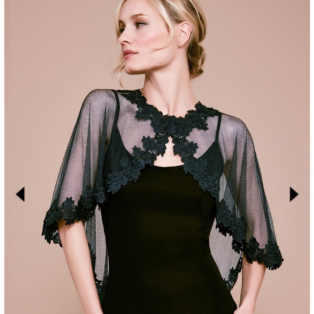 NWOT Tadashi Shoji Satie Lace Capelet Navy M/L